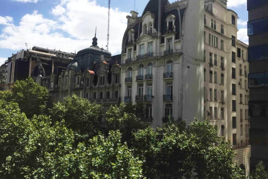 Duplex En Centro Historico Y Turistico Sobre Av. De Mayo ブエノスアイレス エクステリア 写真