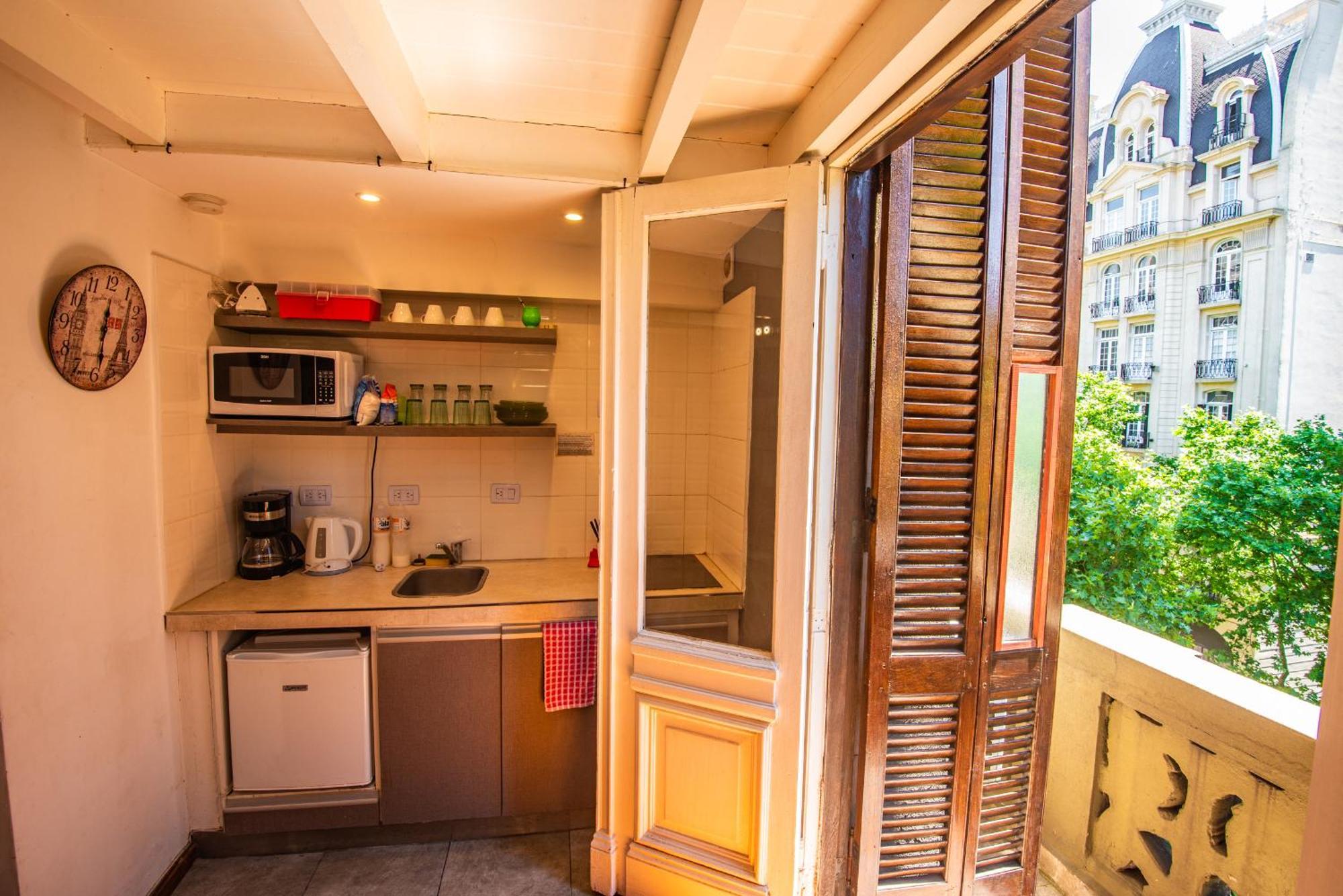 Duplex En Centro Historico Y Turistico Sobre Av. De Mayo ブエノスアイレス エクステリア 写真